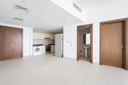 1 Bedroom Apartment in Hilliana Tower