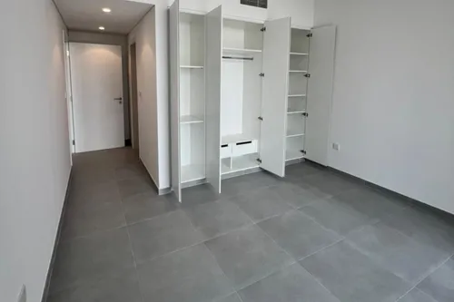 2 Bedrooms Apartment in Tiraz