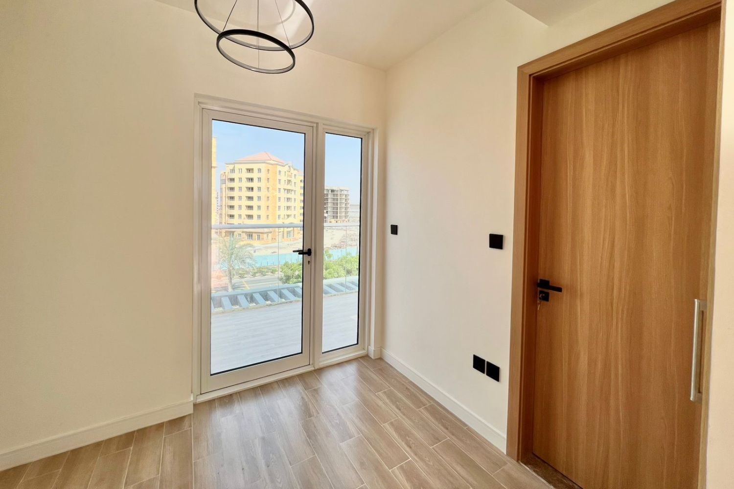 4 Bedrooms Townhouse in Verdana 2