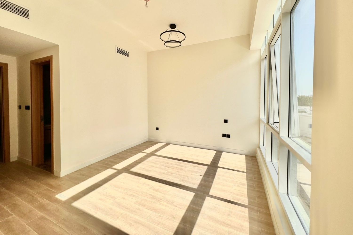 4 Bedrooms Townhouse in Verdana 2