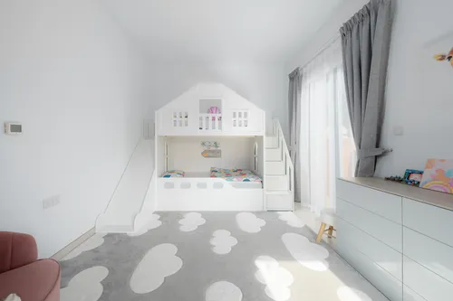 4 Bedrooms Townhouse in Bloomingdale Townhouses