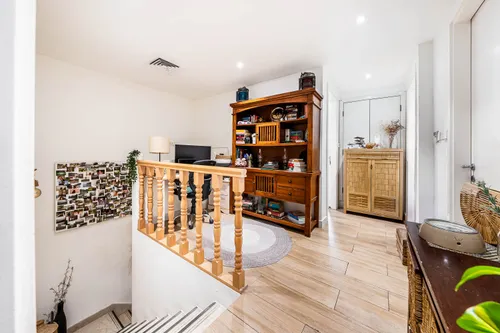 4 Bedrooms Villa in Springs 11