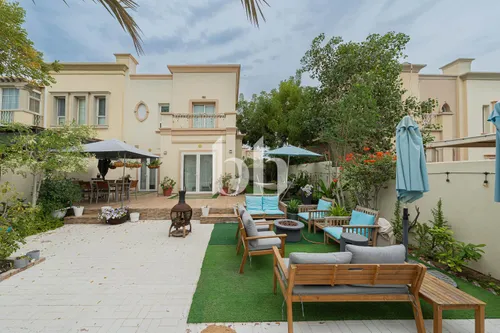 Fully Upgraded | Extended | 4 Bedrooms