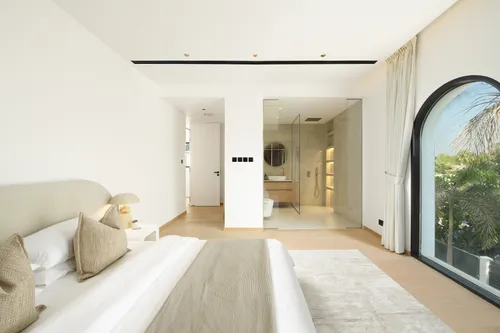 5 Bedrooms Villa in Family Villas
