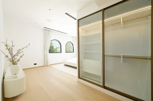 5 Bedrooms Villa in Family Villas