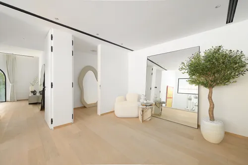 5 Bedrooms Villa in Family Villas