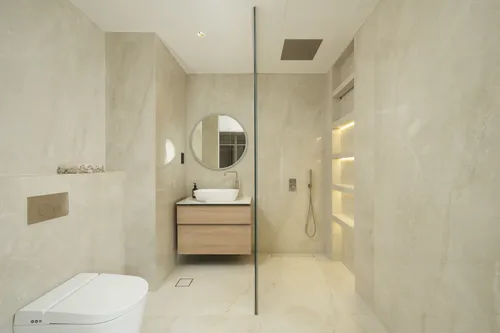 5 Bedrooms Villa in Family Villas