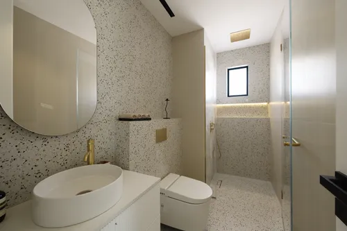 5 Bedrooms Villa in Family Villas