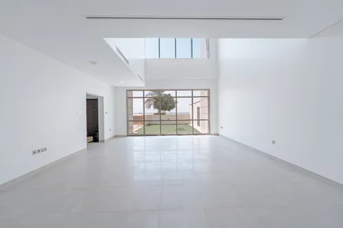 3 Bedrooms Townhouse in Lamar Residences