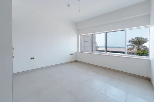 3 Bedrooms Townhouse in Lamar Residences