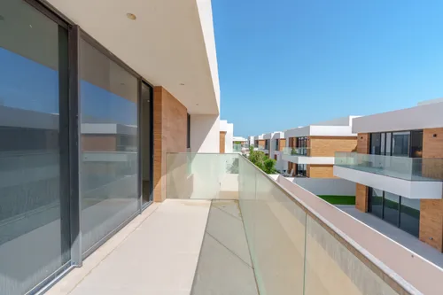 5 Bedrooms Villa in The Dunes