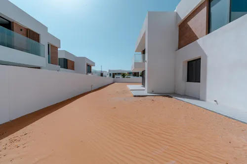 5 Bedrooms Villa in The Dunes