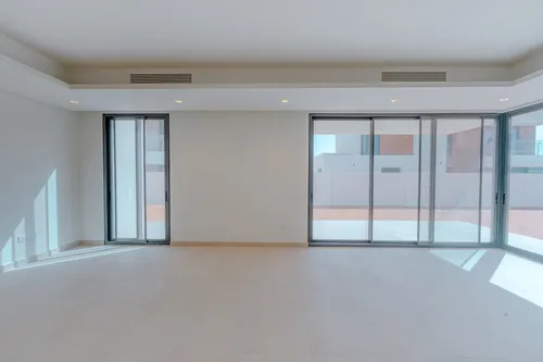 5 Bedrooms Villa in The Dunes