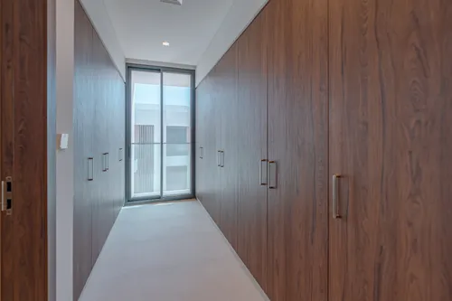 5 Bedrooms Villa in The Dunes