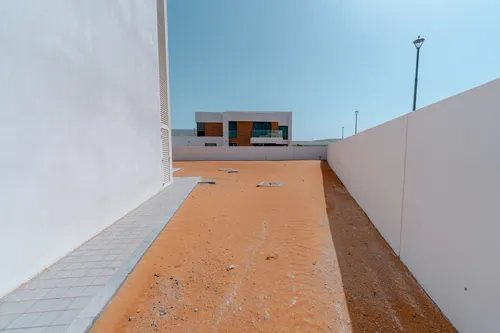 5 Bedrooms Villa in The Dunes