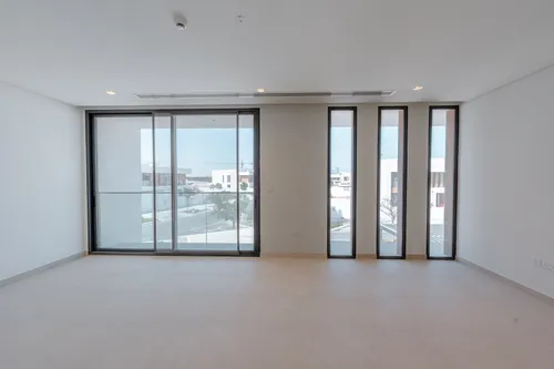 5 Bedrooms Villa in The Dunes