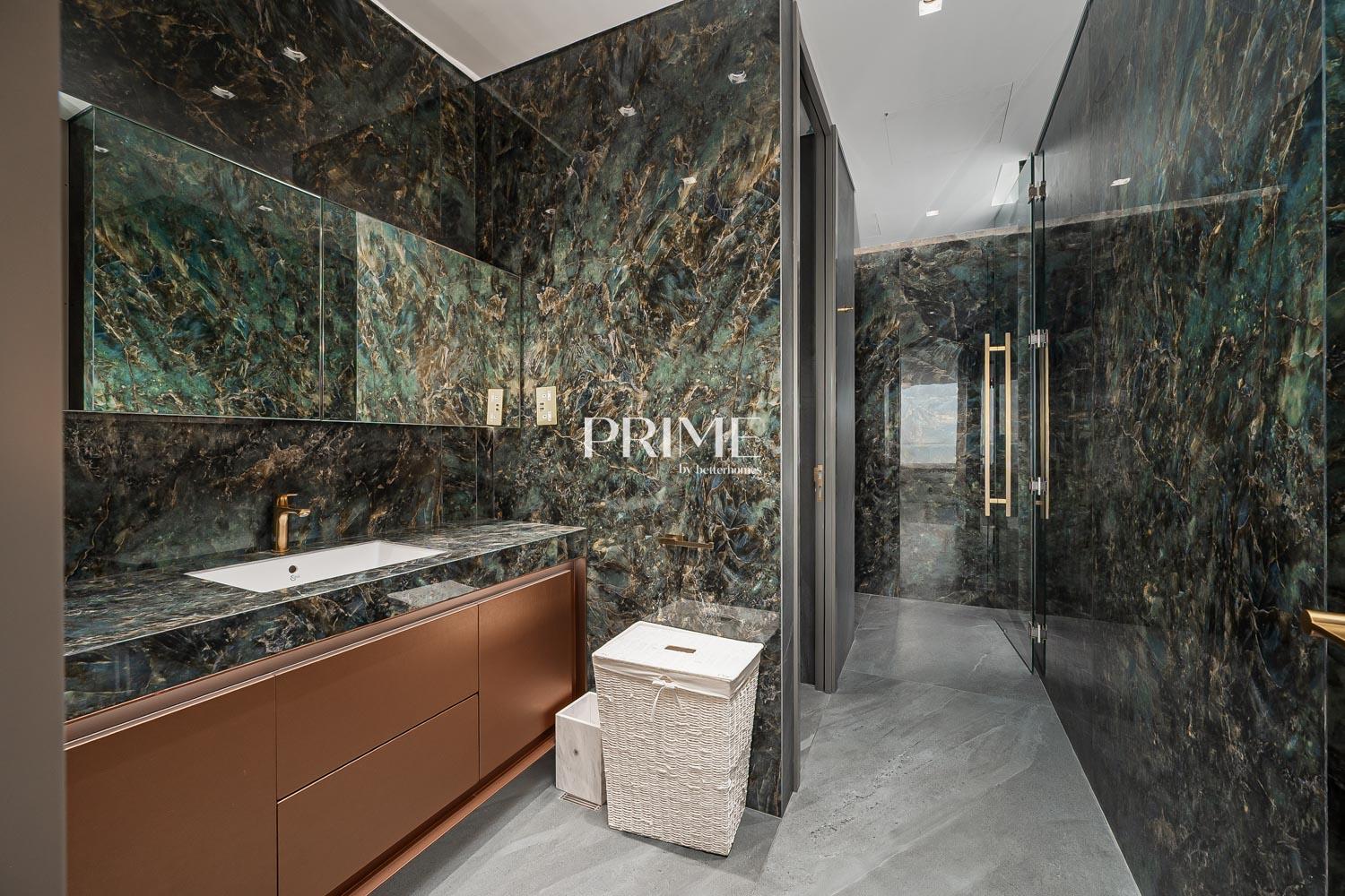 7 Bedrooms Villa in Jumeirah Bay Island Villas