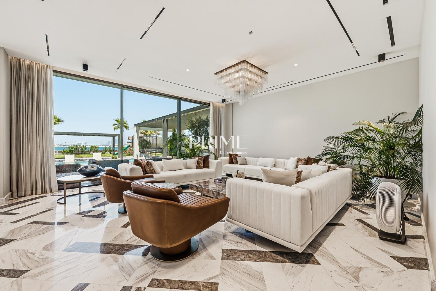 7 Bedrooms Villa in Jumeirah Bay Island Villas