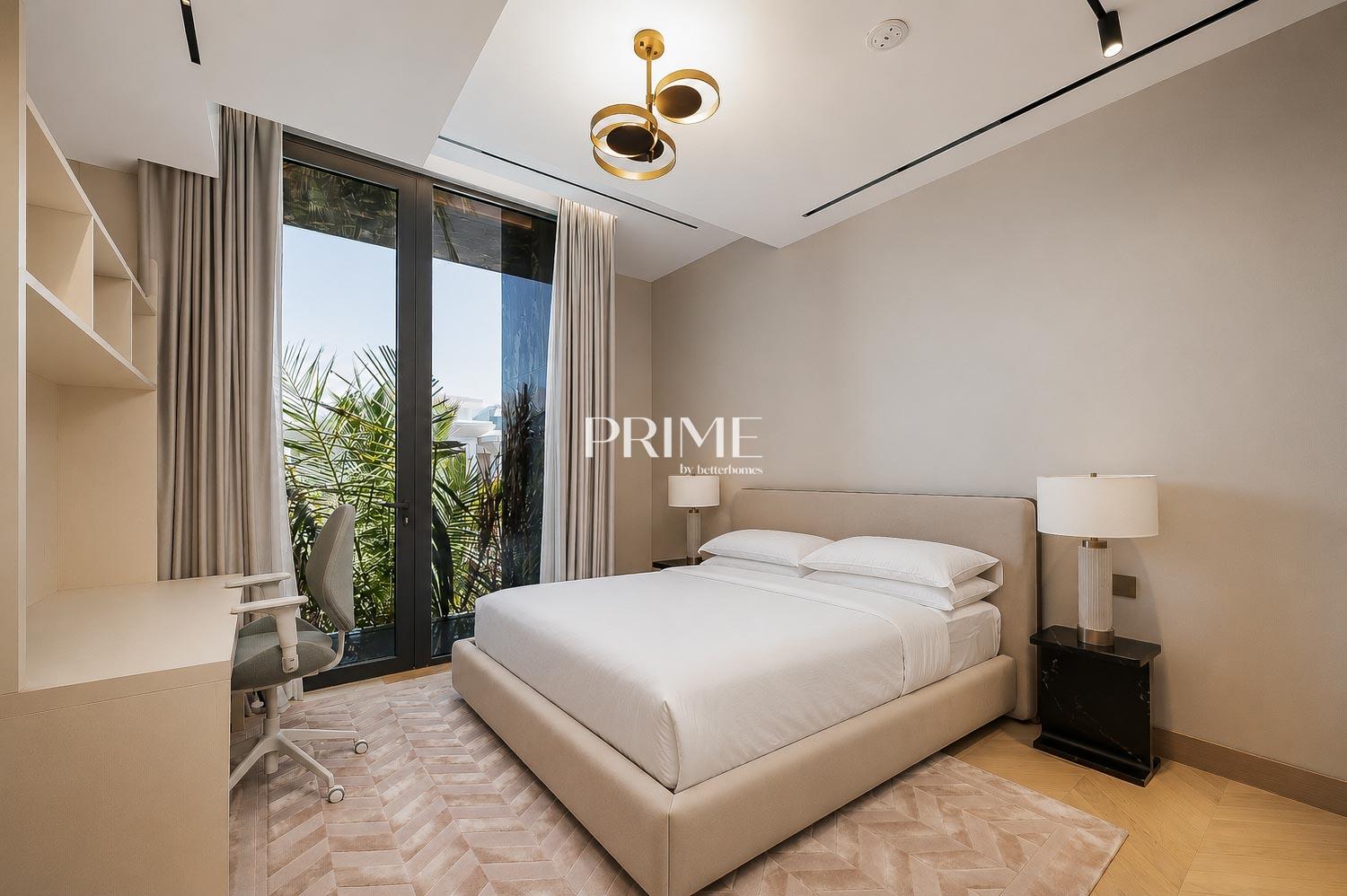 7 Bedrooms Villa in Jumeirah Bay Island Villas