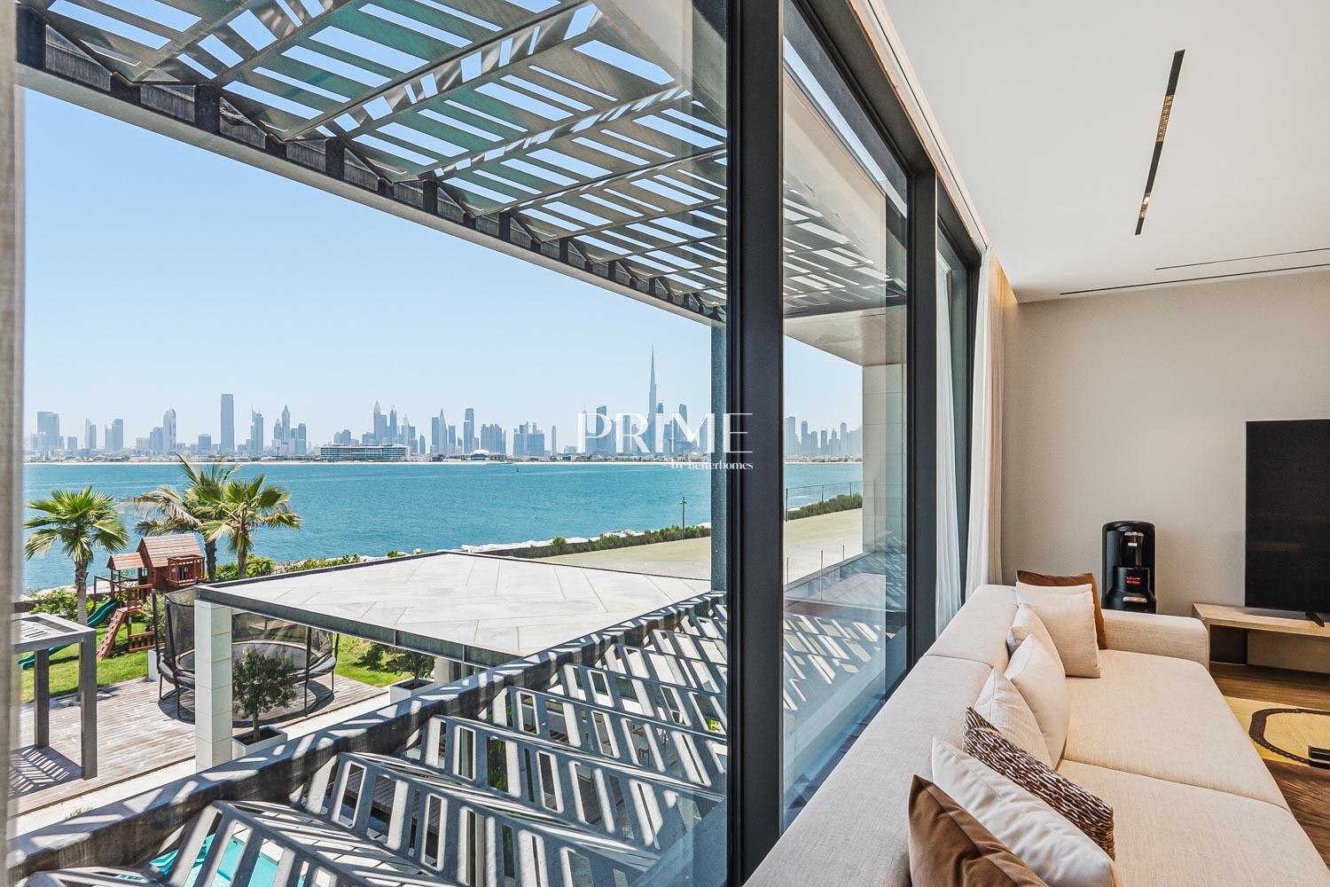 7 Bedrooms Villa in Jumeirah Bay Island Villas