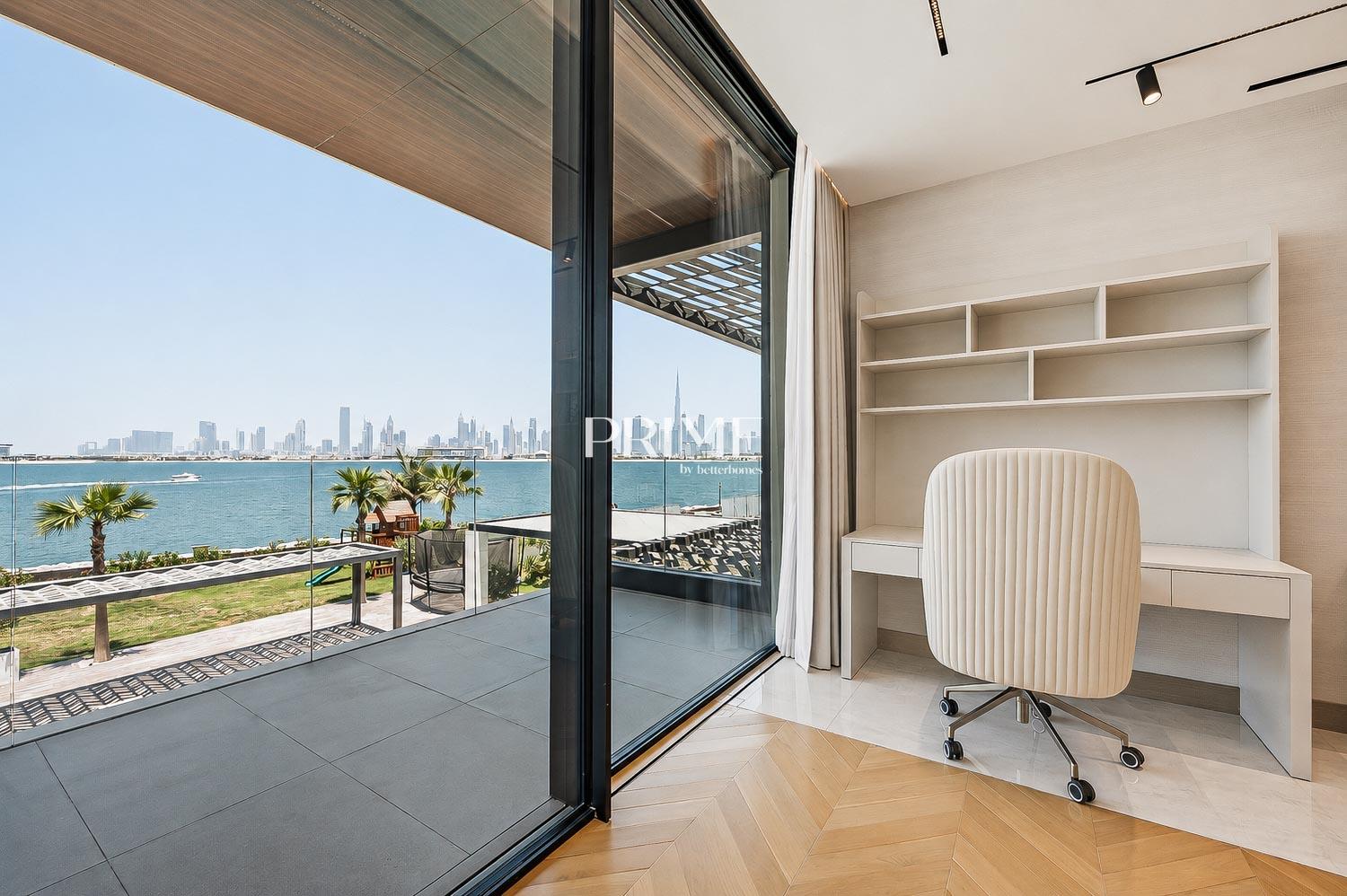 7 Bedrooms Villa in Jumeirah Bay Island Villas