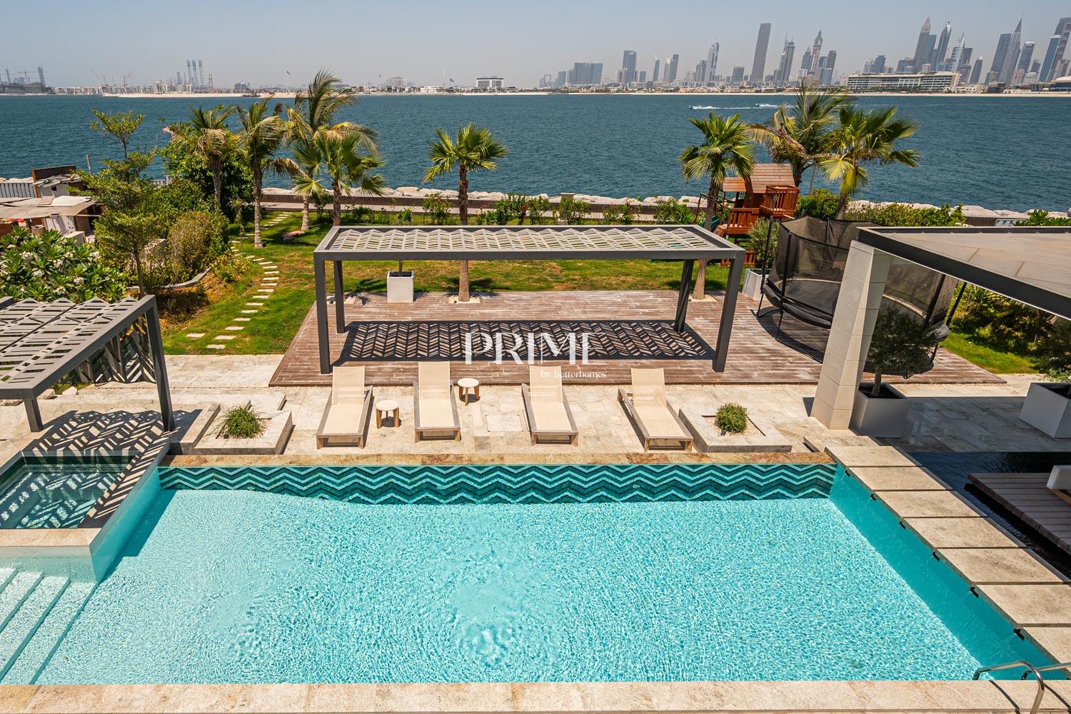 7 Bedrooms Villa in Jumeirah Bay Island Villas