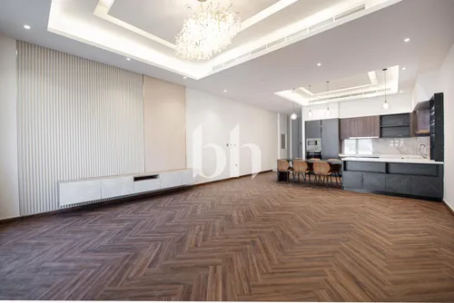 Exclusive 4 Bedrooms | Upgraded | Vacant Now
