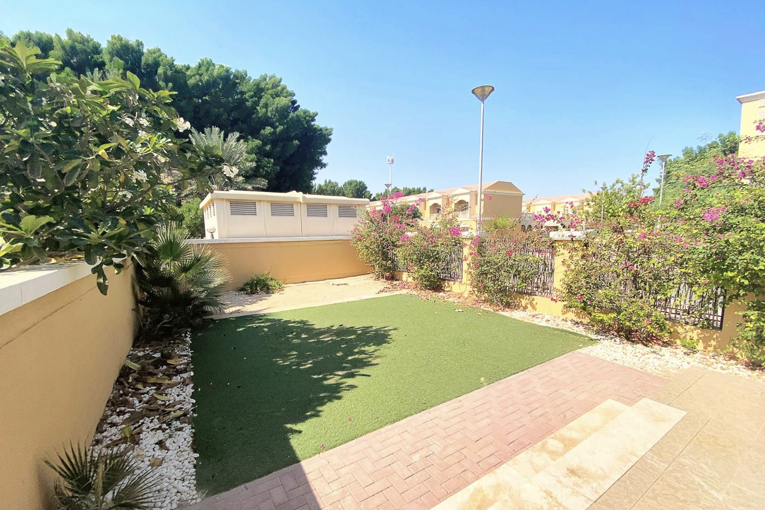 1 Bedroom Townhouse in District 3B