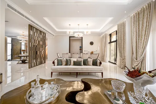 6 Bedrooms Villa in Brookfield 1