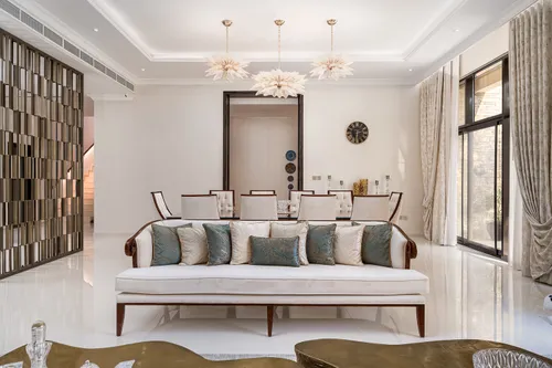 6 Bedrooms Villa in Brookfield 1