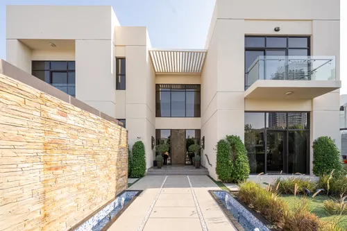 6 Bedrooms Villa in Brookfield 1