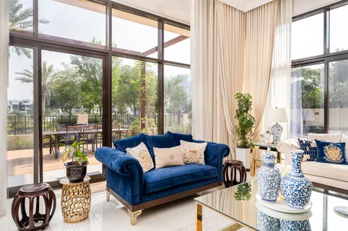 6 Bedrooms Villa in Brookfield 1