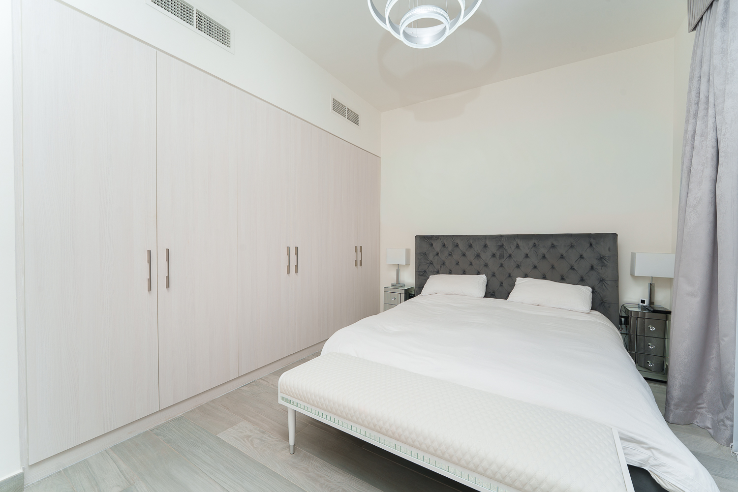 3 Bedrooms Townhouse in Noya 1