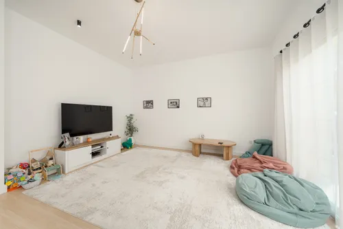 4 Bedrooms Villa in Azalea