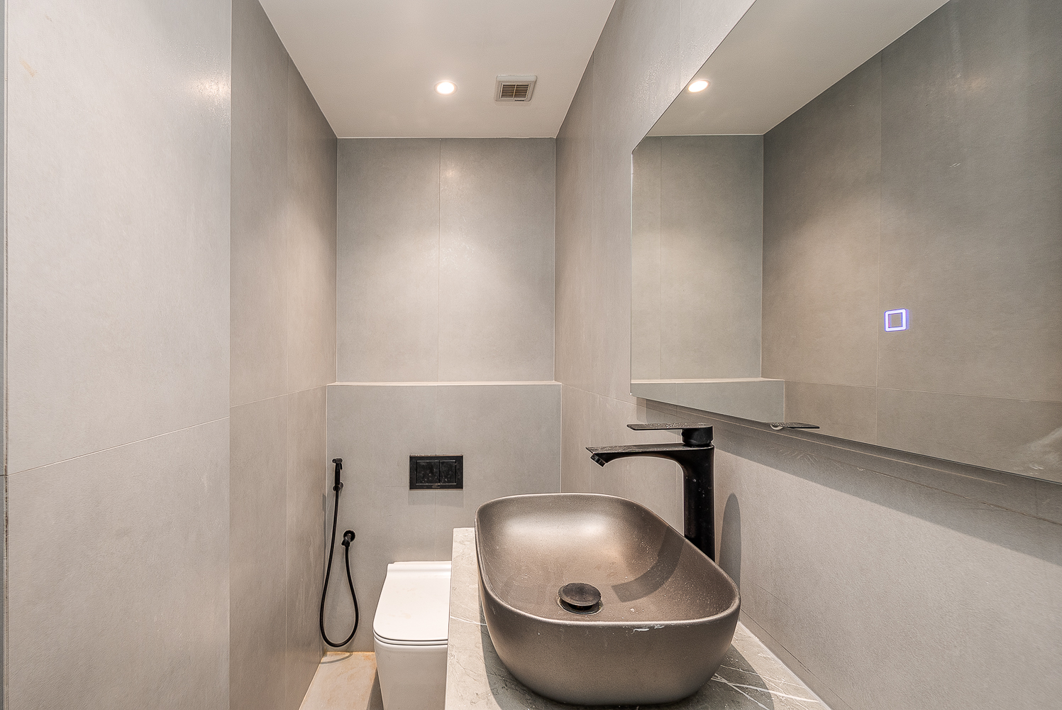 4 Bedrooms Villa in Autumn 2