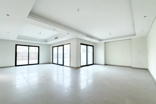4 Bedrooms Townhouse in Sharjah Sustainable City