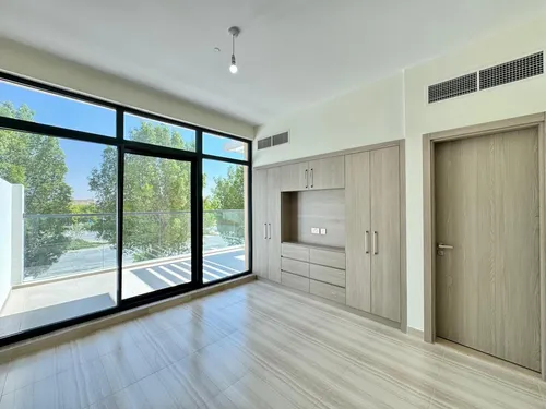 4 Bedrooms Townhouse in Trinity