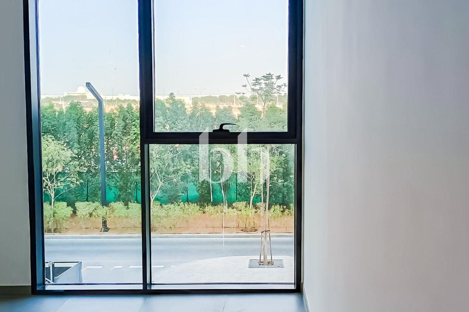 Corner Apartment | Amazing View | Freehold for all