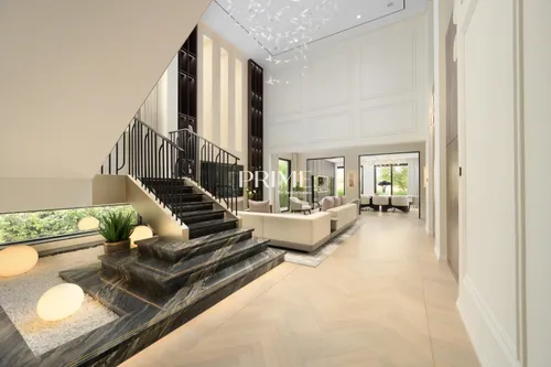 5 Bedrooms Villa in Sienna Lakes