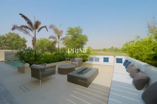 5 Bedrooms Villa in Sienna Lakes