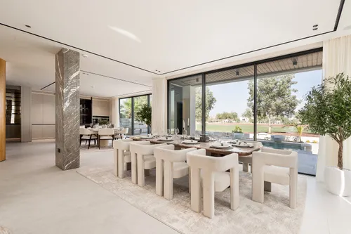 5 Bedrooms Villa in Wildflower