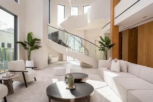 5 Bedrooms Villa in Wildflower
