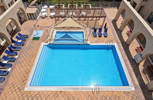 2 Bedrooms Apartment in Arno A