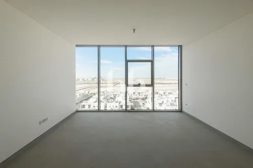 Modern | Community Facing | Available End December