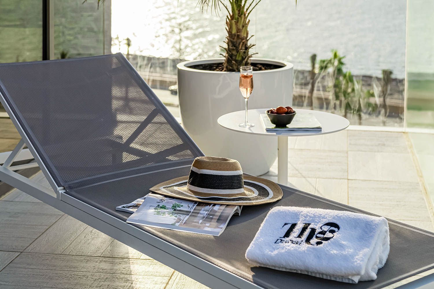 2 Bedrooms Hotel Apartment in Th8 Palm Hotel Apartments