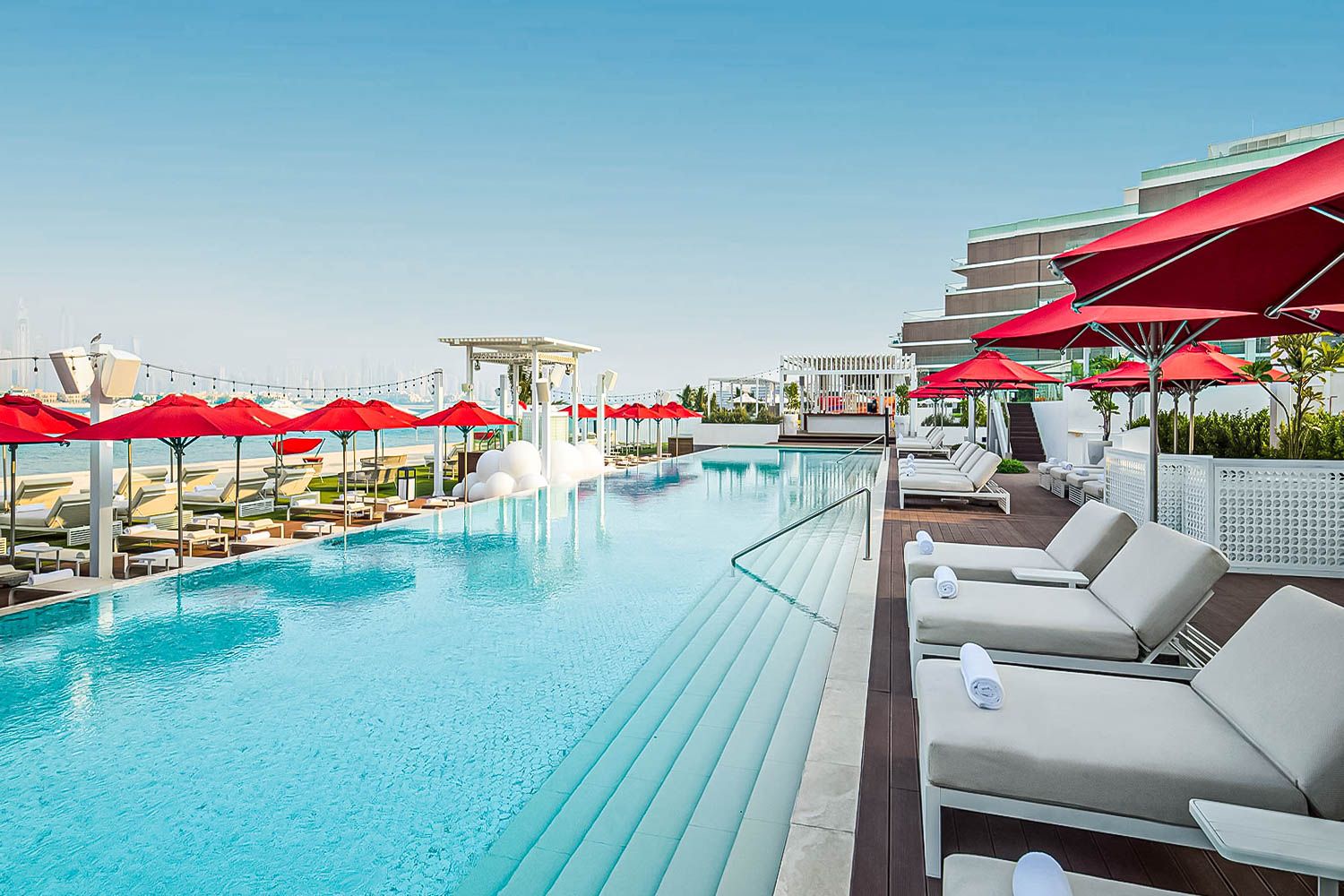 2 Bedrooms Hotel Apartment in Th8 Palm Hotel Apartments