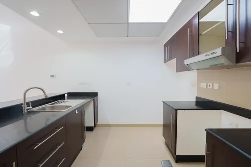 2 Bedrooms Townhouse in Contemporary Style