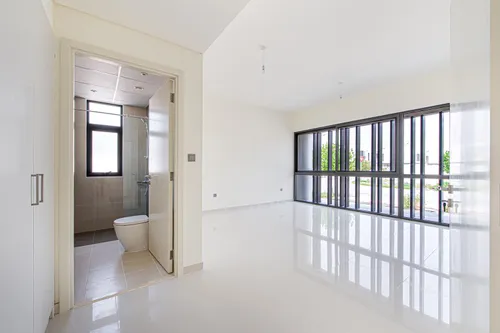 6 Bedrooms Villa in Aurum Villas