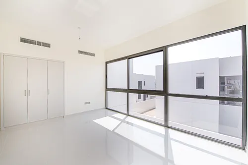 6 Bedrooms Villa in Aurum Villas