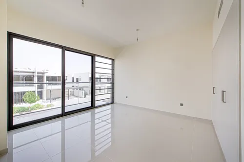 6 Bedrooms Villa in Aurum Villas